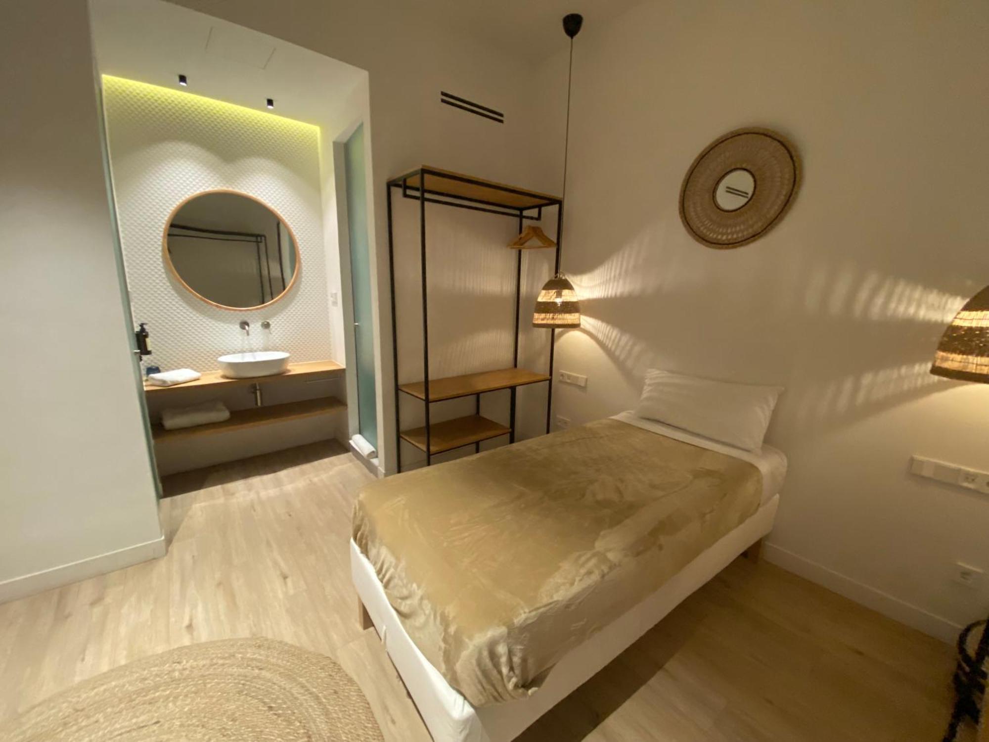 Casa Du Soleil Hostal Boutique Madrid Phòng bức ảnh